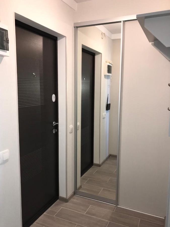 Apartment Metro Minska 키예프 외부 사진